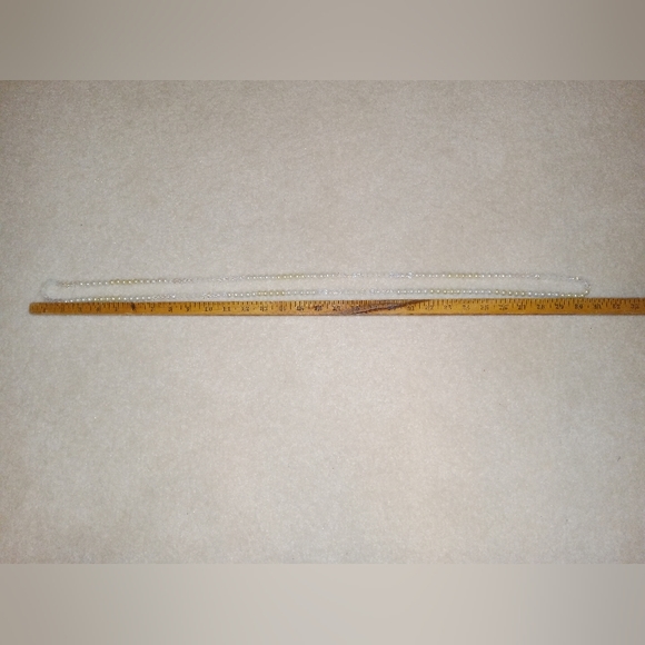 Crystal and Faux Pearl Knotted Long Necklace - Picture 4 of 6